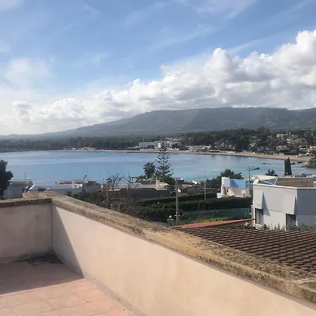B&s Con Piscina * Fontane Bianche