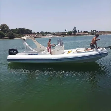 Villa B&s Con Piscina